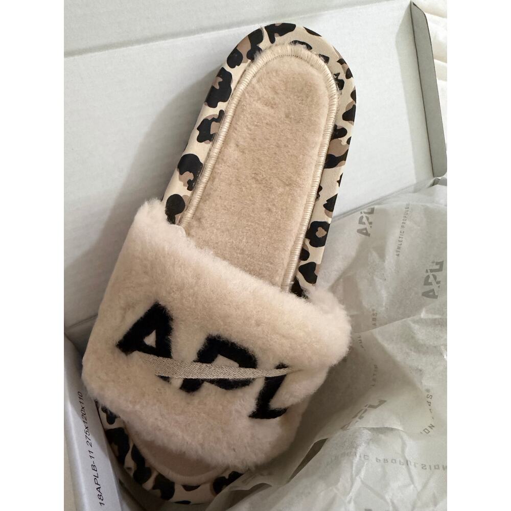 New Women’s APL shearling slides sandals parchment leaopard - Picture 3 of 4